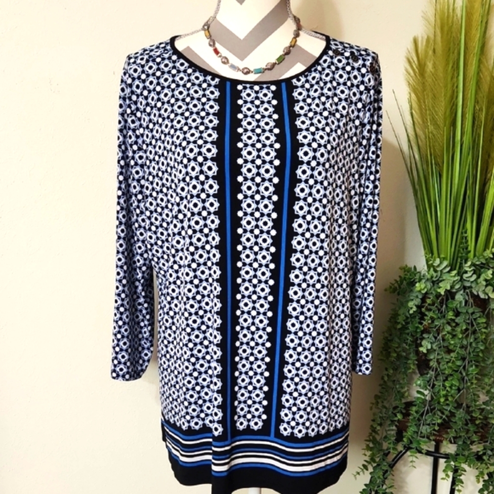 Croft & Barrow Navy Blue and White Crew Neck Top Blouse